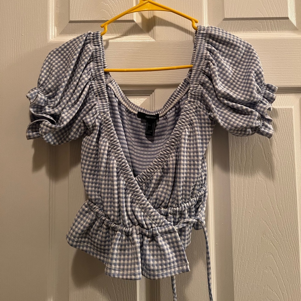Crop top